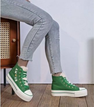 Bota Deportiva Amour Forrada